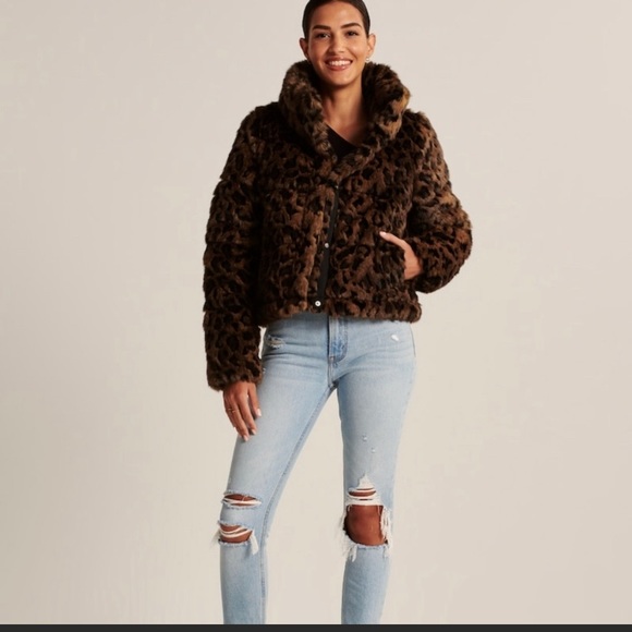 Abercrombie & Fitch Leopard print mini puffer - Picture 4 of 7